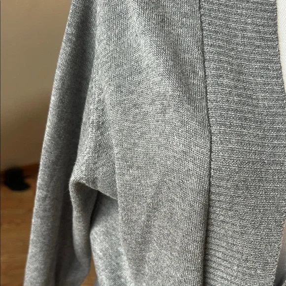 Gray Women's Sweater - Picture 2 of 5